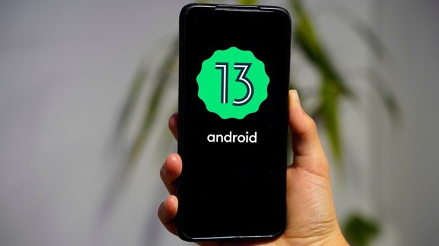 Скачать обои для Android 13