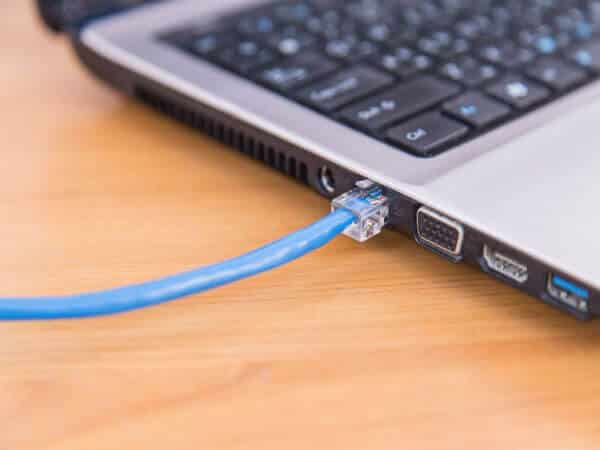 Проверьте кабель Ethernet и перезагрузите модем.